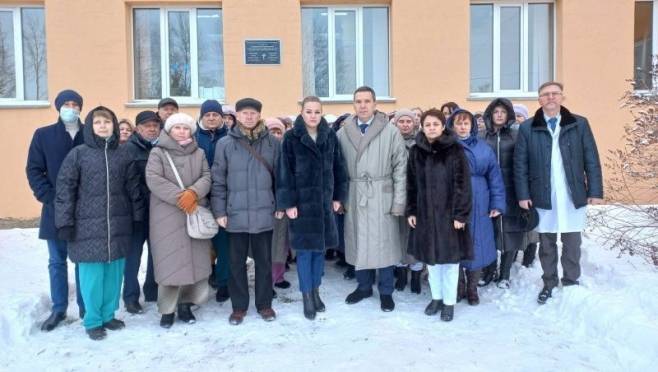 В Саранске открыли мемориальную доску в память о медработниках, погибших от коронавируса 6 В Саранске открыли мемориальную доску в память о медработниках, погибших от коронавируса old 119381 В Саранске открыли мемориальную доску в память о медработниках, погибших от коронавируса