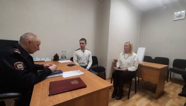 Заместитель главы МВД Мордовии Игорь Зубаров провел личный прием граждан 6 Заместитель главы МВД Мордовии Игорь Зубаров провел личный прием граждан old 119737 Заместитель главы МВД Мордовии Игорь Зубаров провел личный прием граждан