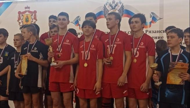 old 119785 Команда Саранска победила во всероссийском новогоднем турнире по волейболу