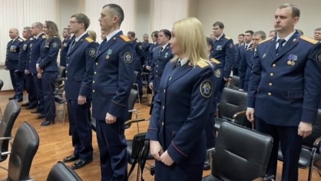 Руководитель СКР Мордовии поздравил коллектив с Днем образования ведомства 13 Руководитель СКР Мордовии поздравил коллектив с Днем образования ведомства old 119851 Руководитель СКР Мордовии поздравил коллектив с Днем образования ведомства