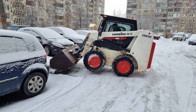 old 120042 В Пролетарском районе Саранска проверяют качество уборки территорий от снега и наледи