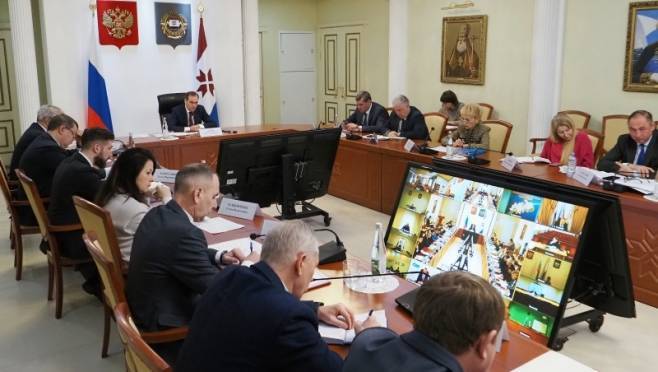 old 120126 Глава Мордовии поручил мэру Саранска решить проблемные вопросы благоустройства ЖК Восточный