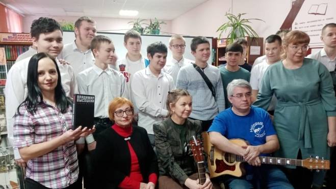 old 120369 В Пролетарском районе Саранска прошло мероприятие к 85-летию Владимира Высоцкого
