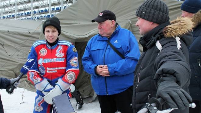 В Саранск прибыла съемочная группа Первого канала 9 В Саранск прибыла съемочная группа Первого канала old 120392 В Саранск прибыла съемочная группа Первого канала