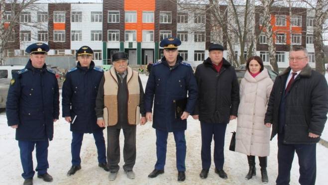 Прокурор РМ посетил Лямбирский район 12 Прокурор РМ посетил Лямбирский район old 120599 Прокурор РМ посетил Лямбирский район