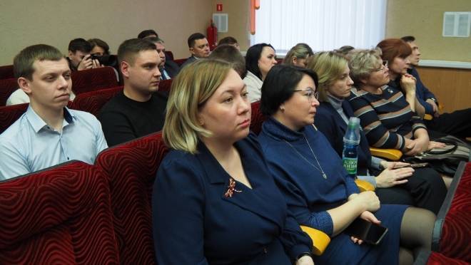 Глава РМ попросил заранее подготовиться к сдаче новой детской поликлиники в Рузаевском районе 9 Глава РМ попросил заранее подготовиться к сдаче новой детской поликлиники в Рузаевском районе old 120602 Глава РМ попросил заранее подготовиться к сдаче новой детской поликлиники в Рузаевском районе