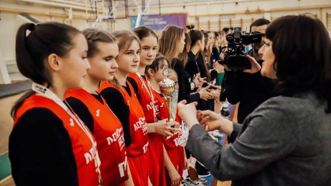 В Саранске подвели итоги республиканского этапа школьных соревнований по баскетболу и волейболу 5 В Саранске подвели итоги республиканского этапа школьных соревнований по баскетболу и волейболу old 120632 В Саранске подвели итоги республиканского этапа школьных соревнований по баскетболу и волейболу