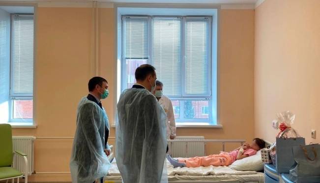 old 120840 Артем Здунов и Олег Маркин посетили пострадавших от пожара в Теньгушеве детей