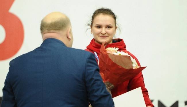 Мордовская тяжелоатлетка стала бронзовым призером Кубка России 8 Мордовская тяжелоатлетка стала бронзовым призером Кубка России old 121082 Мордовская тяжелоатлетка стала бронзовым призером Кубка России
