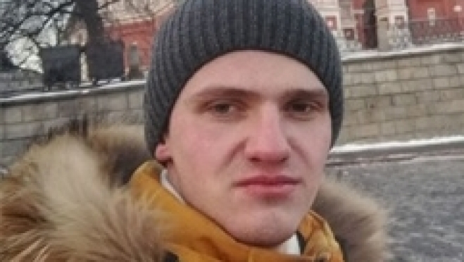 old 121623 Вышел из кальянной и пропал: в Саранске разыскивают худощавого парня в желтой куртке