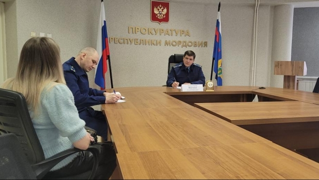 old 121738 Заместитель прокурора РМ взял на контроль обращения жителей Саранска, которые пришли к нему на личный прием