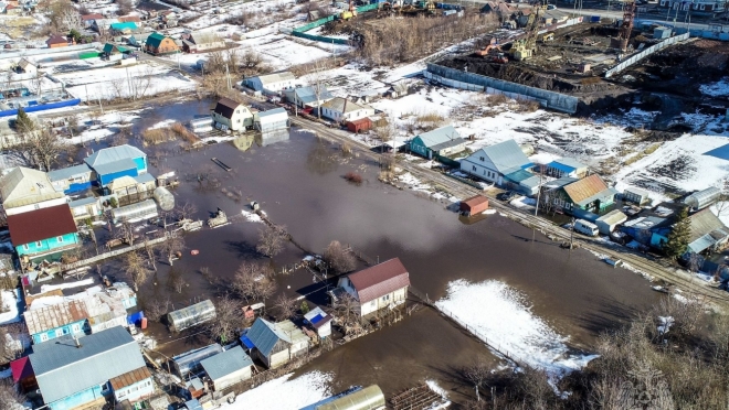 old 122044 Одно из сел Мордовии из-за половодья оказалось отрезанным от цивилизации
