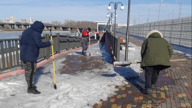 old 122073 Демонтаж ледовых катков начался в Саранске