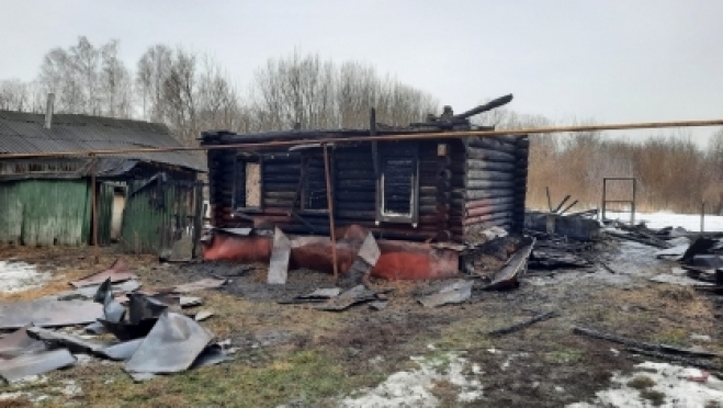 old 122157 Тело мужчины обнаружили на месте сгоревшего дома в Ромодановском районе