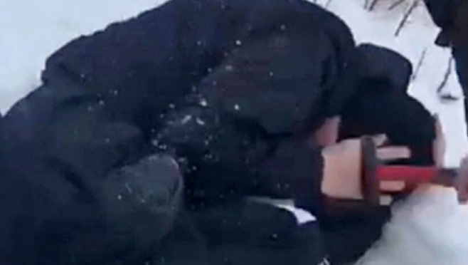 old 122196 В России толпа подростков с молотком жесткого избила сверстника