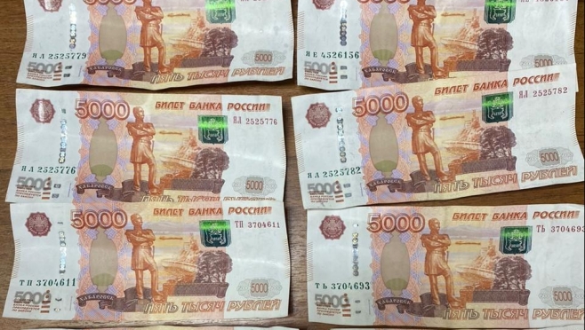 old 122246 В Мордовии сотрудник УФСИН хотел заработать 50 тыс. рублей, а получит срок