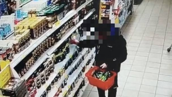 Житель Саранска стащил 12 пачек кофе в магазине 12 Житель Саранска стащил 12 пачек кофе в магазине old 122981 Житель Саранска стащил 12 пачек кофе в магазине