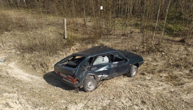 old 122990 В Большеигнатовском районе водитель ВАЗа устроил аварию с двумя пострадавшими