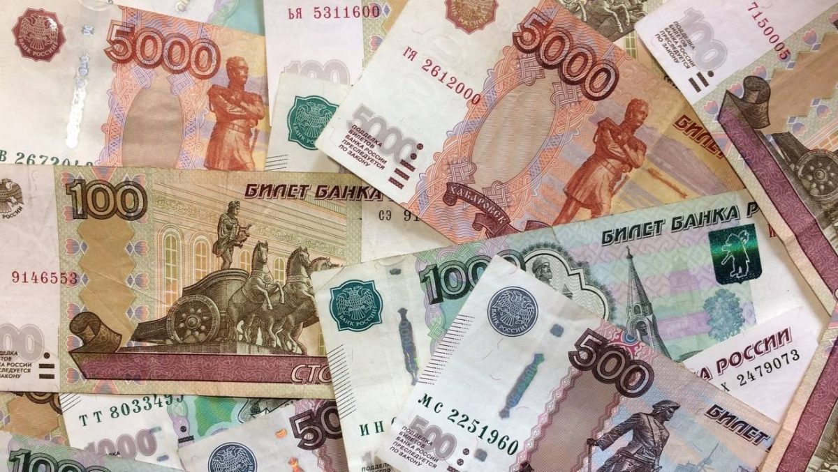 Россиян будут штрафовать за сорняки и скважины: чего лучше не делать, чтобы не остаться без денег
