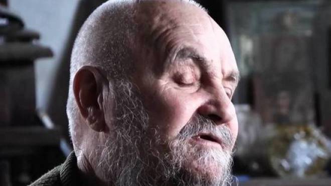 old 123919 Слепой провидец из Донбасса призвал посадить огородик, запастись солью и спичками