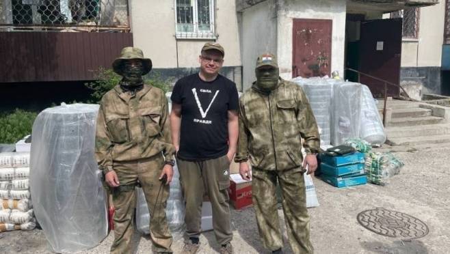 old 124239 Мордовские военные в ЛНР получили гуманитарный груз с малой родины