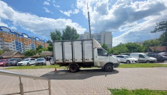 old 124749 Жительница Саранска после стояния на тротуаре попала в реанимацию