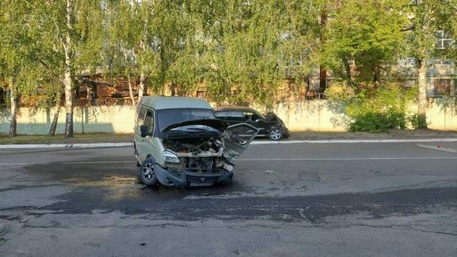 old 124758 В Саранске водитель БМВ отправил на больничную койку любителя отечественного автопрома