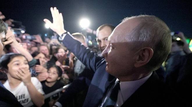 old 125976 Владимир Путин рассказал, как зарабатывал в студенческие годы