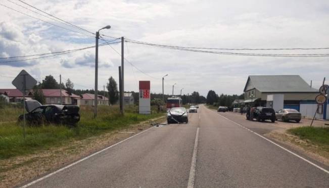 В Зубово-Полянском районе водитель иномарки протаранил «Ладу» 10 В Зубово-Полянском районе водитель иномарки протаранил «Ладу» old 126757 В Зубово-Полянском районе водитель иномарки протаранил «Ладу»