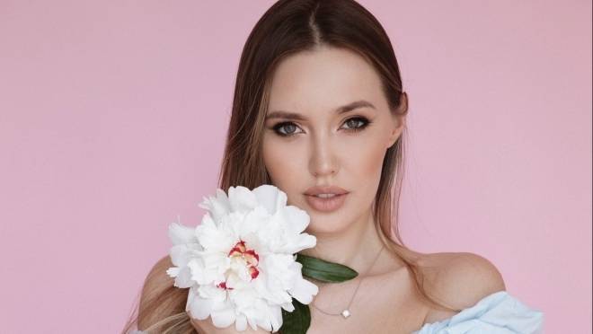 «Запахло похотью»: жена Тарасова рассказала, как прошло их знакомство 12 «Запахло похотью»: жена Тарасова рассказала, как прошло их знакомство old 126826 «Запахло похотью»: жена Тарасова рассказала, как прошло их знакомство