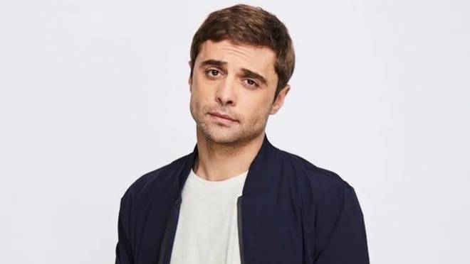 «После этого шоу люди выходят в окна»: Илья Глинников рассказал о проекте «Холостяк» 13 «После этого шоу люди выходят в окна»: Илья Глинников рассказал о проекте «Холостяк» old 126948 «После этого шоу люди выходят в окна»: Илья Глинников рассказал о проекте «Холостяк»