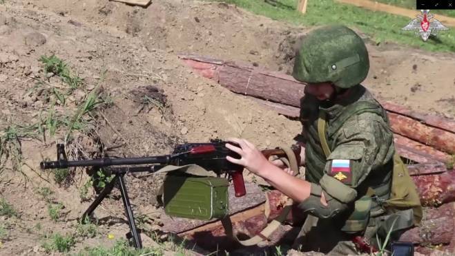 old 127325 Российский снайпер ликвидировал украинского снайпера через три дня после начала противостояния