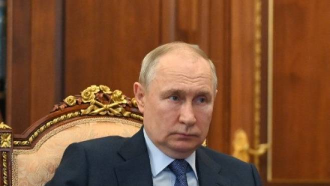 old 127537 Владимир Путин объяснил, как в России повысить рождаемость