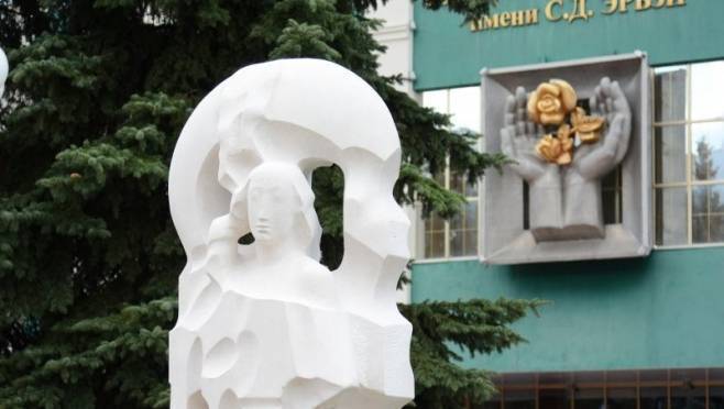 old 127700 В Саранске открыли Скульптурный парк