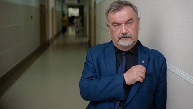 old 127834 Анатолий Ямашкин стал заслуженным географом Российской Федерации