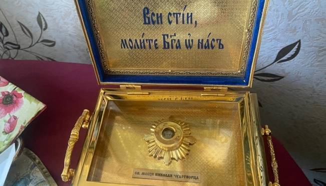 Безумная пенсионерка из Петербурга объяснила, зачем утащила из храма мощи святого Николая 4 Безумная пенсионерка из Петербурга объяснила, зачем утащила из храма мощи святого Николая old 127974 Безумная пенсионерка из Петербурга объяснила, зачем утащила из храма мощи святого Николая