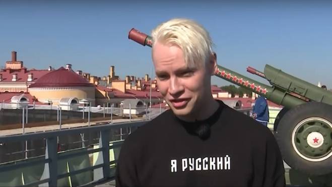 old 128391 Певец Шаман прилетел на концерт на вертолете: самый большой стадион Европы встретил звезду хита «Я русский»