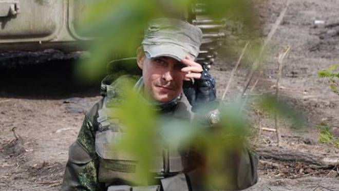 old 128448 СМИ: Известный в России военкор погиб в Донецке, когда ходил за цветами для жены
