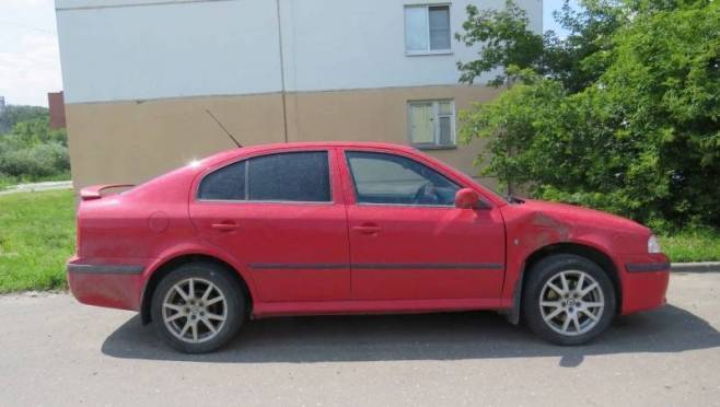 old 128801 В Саранске две девушки угнали иномарку у малознакомого парня