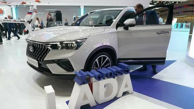 old 129114 В АвтоВАЗе рассказали, когда начнут продавать долгожданную Lada X-Cross 5