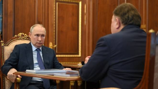 old 129318 В Кремле рассказали про кокаин и миллиарды рублей, найденные у офиса Евгения Пригожина