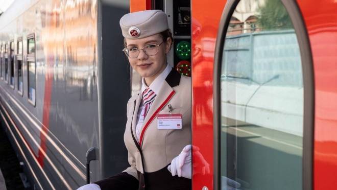 old 129322 Стало известно, каким чудом проводница поезда в Сибири спаслась от пьяного пассажира-насильника