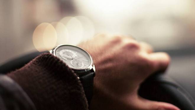 old 129490 Пьяный полицейский переехал лежащего пожарного