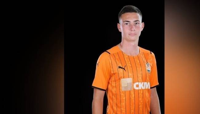 old 129588 Клуб из Петербурга готов «приютить» футболиста, который сбежал с Украины