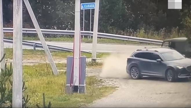 old 130185 Жительницу Нижнего Тагила пытались убить на УАЗе без номеров