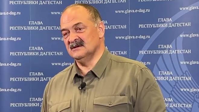 old 130287 Глава Дагестана заявил, что из-за недоумка, искавшего евреев в турбине самолета, над республикой смеется весь мир