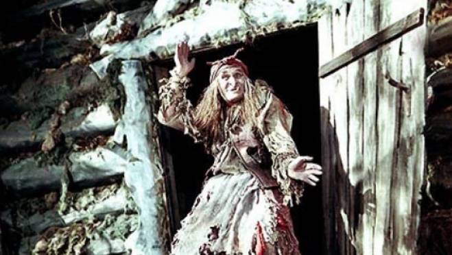 old 130647 Как русская сказка «Морозко» стала кошмаром для американской публики: жуткая Баба-Яга и санки в виде свиньи