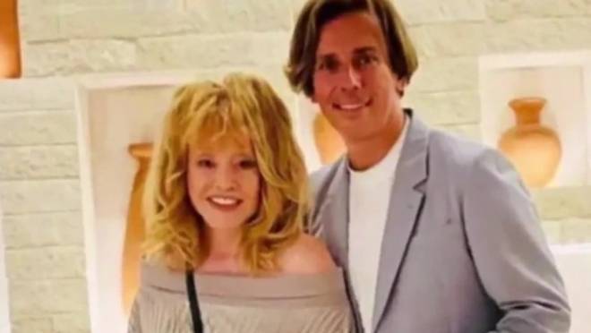 old 130862 Близкий друг Пугачевой рассказал, кто заставил певицу уехать из России