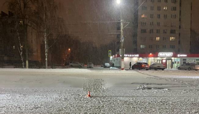 old 130918 В Саранске 15-летняя девочка угодила под колеса иномарки