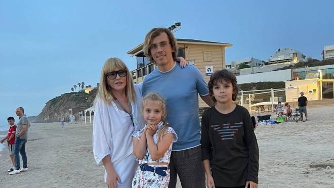 old 131060 Алла Пугачева сменит Кипр на Лондон в ближайшее время